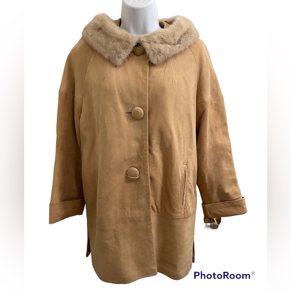 Vintage 1970’s B Altman Camel Tan Coat made by lamb skin